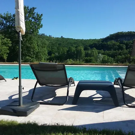 Les 7 Roches 6 Couchages Les Eyzies