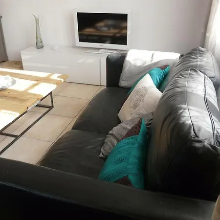 Les 7 Roches 6 Couchages 別荘