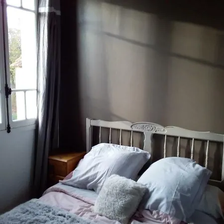 Les 7 Roches 6 Couchages 別荘 *