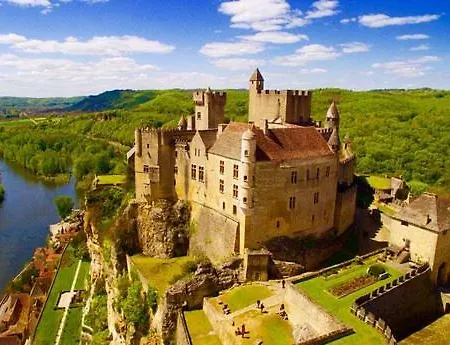 Les 7 Roches 6 Couchages * Les Eyzies