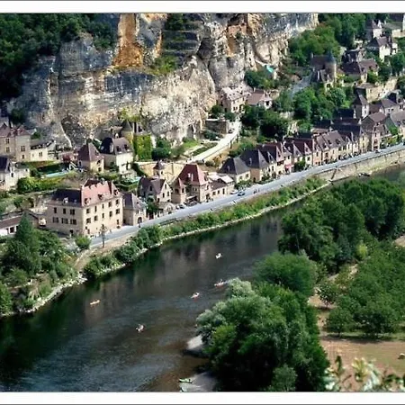 Les 7 Roches 6 Couchages * Les Eyzies