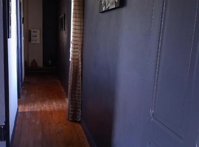 Les 7 Roches 6 Couchages Feriehus