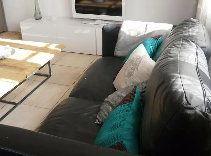 Les 7 Roches 6 Couchages Feriehus