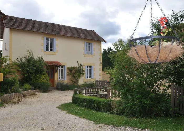 Les 7 Roches 6 Couchages Feriehus