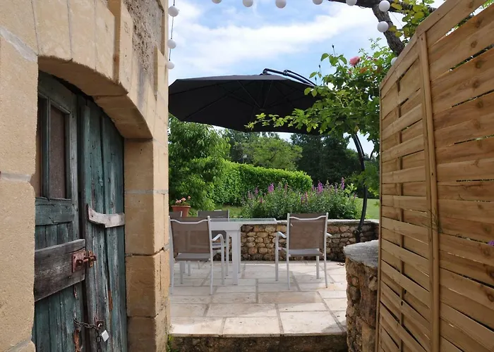 Feriehus Les 7 Roches 6 Couchages Les Eyzies